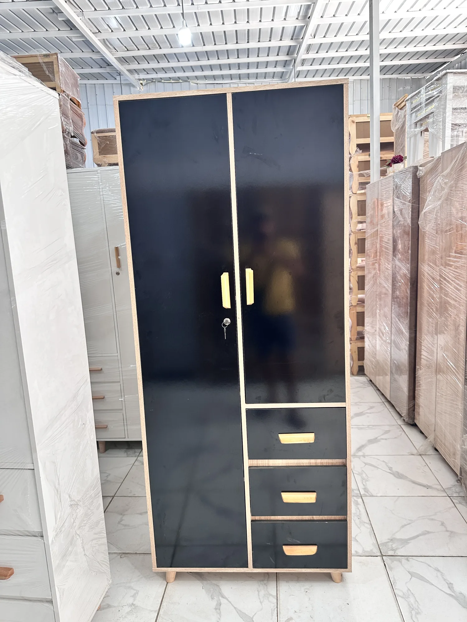 خزانة زوج ابواب